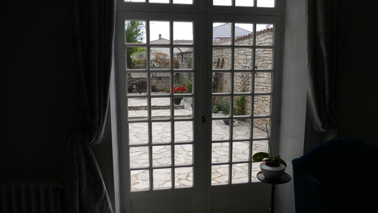 Bed and Breakfast La Rochelle Et L'Aunis Saint-Sauveur-d'Aunis Екстер'єр фото